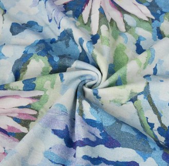 من العملية إلى الوظيفة: تطبيقات أقمشة طباعة البوليستر في صناعة النسيج الحديثة